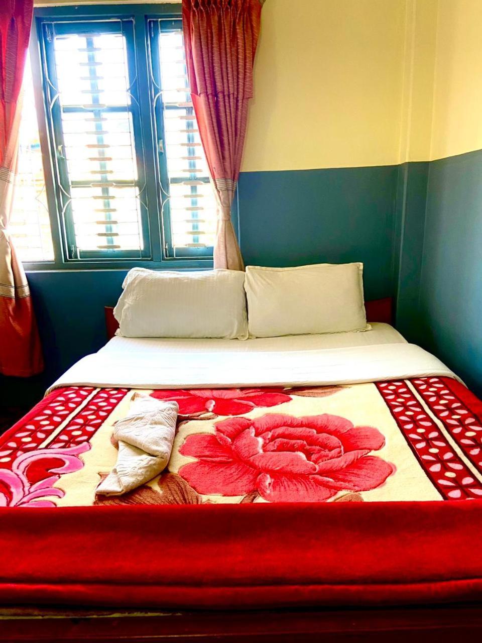 Hotel Piya Pvt Ltd Похара Екстериор снимка