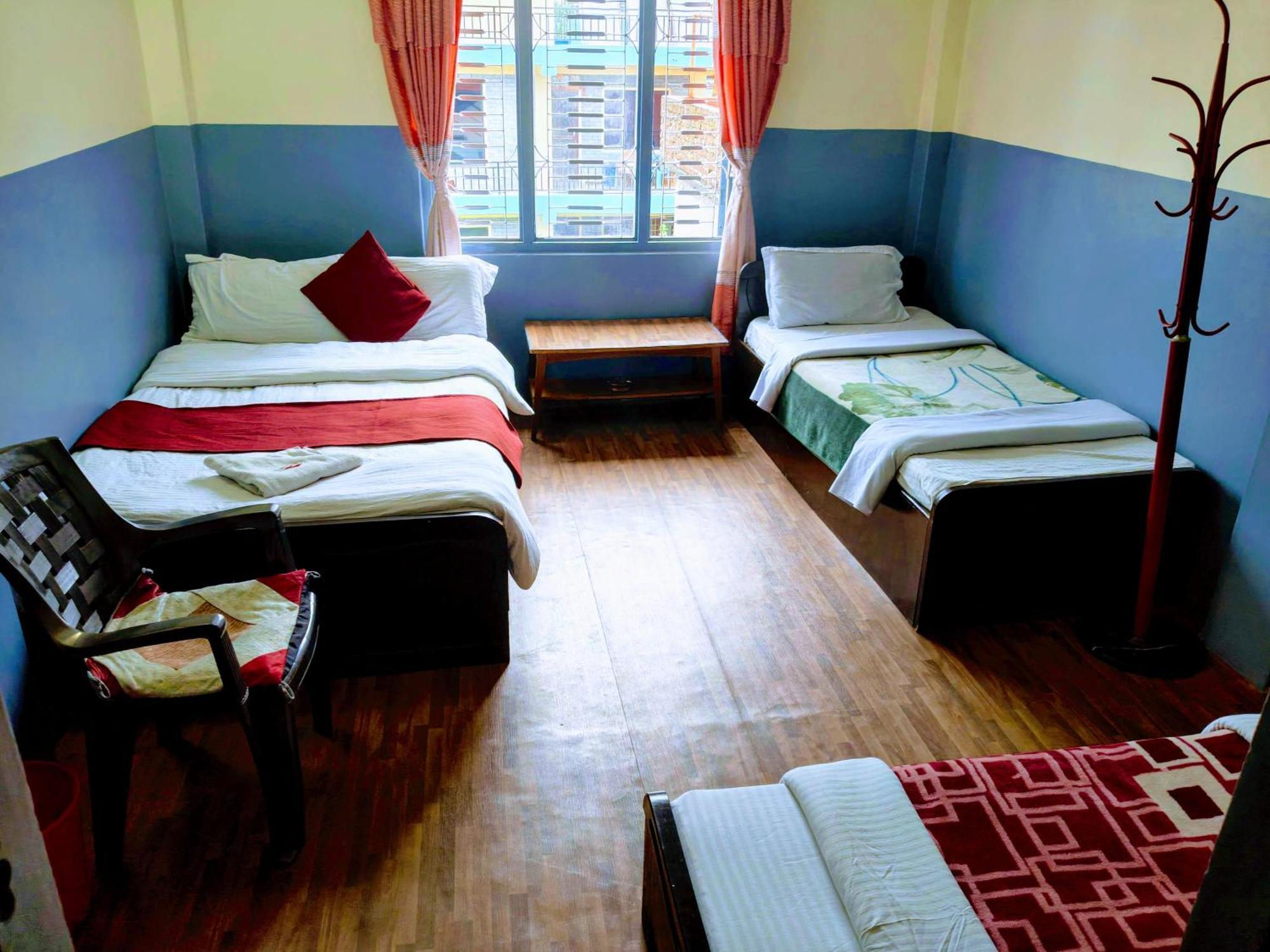 Hotel Piya Pvt Ltd Похара Екстериор снимка
